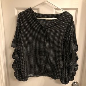 Size M Polka Dot Ruffle Sleeve Shirt